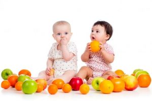 Trẻ 7 tháng tuổi ăn được những hoa quả gì