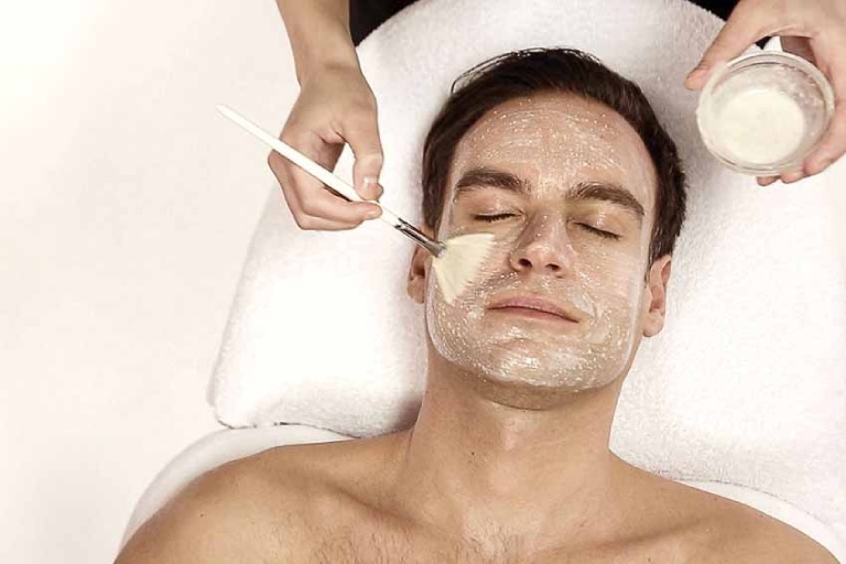 cách làm căng da mặt cho nam giới bằng mẹo tự nhiên