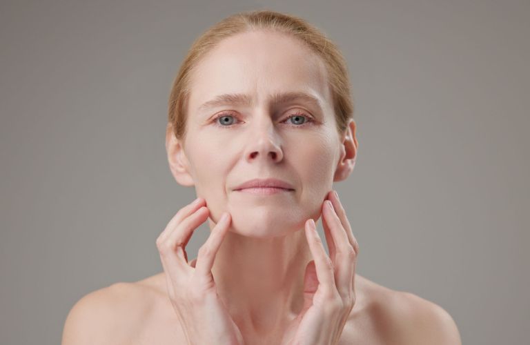 Người có dấu hiệu lão hóa nhẹ đến trung bình