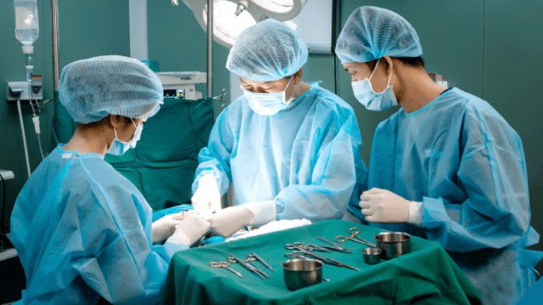 cắt mí mắt tại Bệnh Viện Mắt TP.HCM