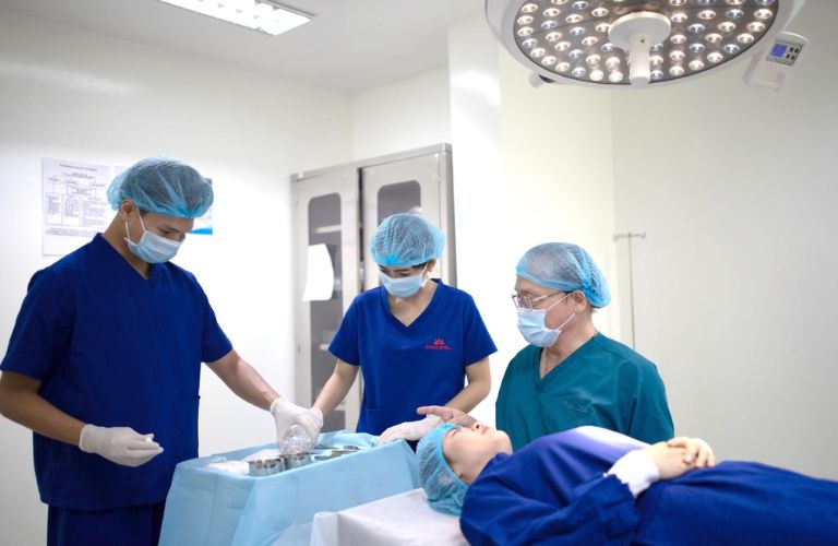 Nên chọn những địa chỉ nâng mũi có cơ sở vật chất và trang thiết bị hiện đại