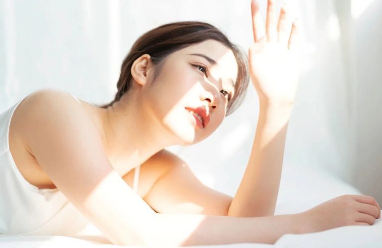 Tránh nắng tuyệt đối trong giai đoạn đầu