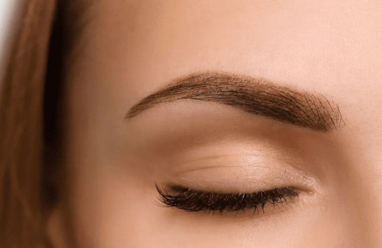 Phun lông mày màu gì đẹp? Bảng màu được ưa chuộng