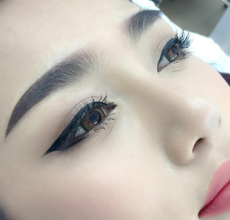 Ưu điểm của phun mày Ombre