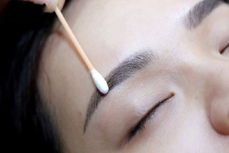 Phun mày tán bột giá bao nhiêu
