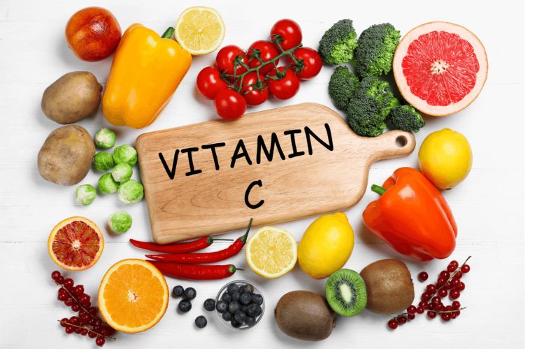Thực phẩm giàu vitamin C – Giúp môi lên màu tươi tắn