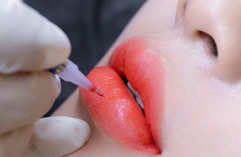 Chất lượng mực phun và tay nghề kỹ thuật viên