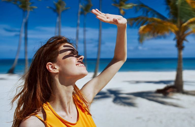 Tránh tiếp xúc trực tiếp với ánh nắng mặt trời