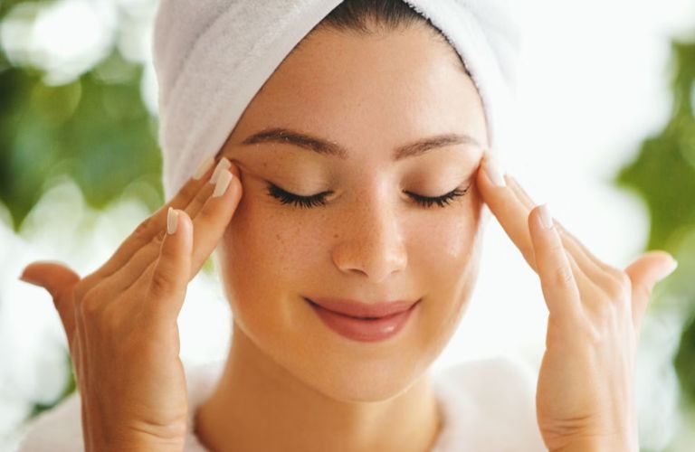 Căng da mặt tại nhà có thể mang lại hiệu quả