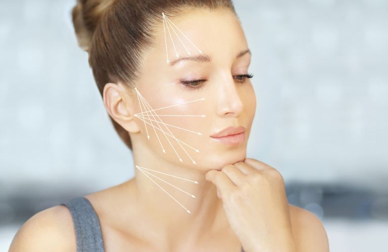 Xem xét đánh giá và phản hồi từ khách hàng