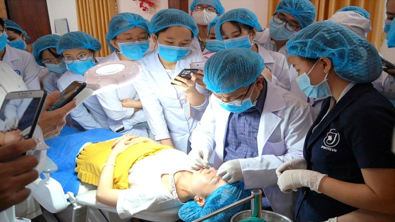 nâng mũi tại Bệnh Viện Da Liễu Thành Phố Cần Thơ