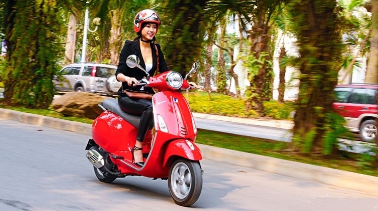 Nâng mũi bao lâu đi xe máy được
