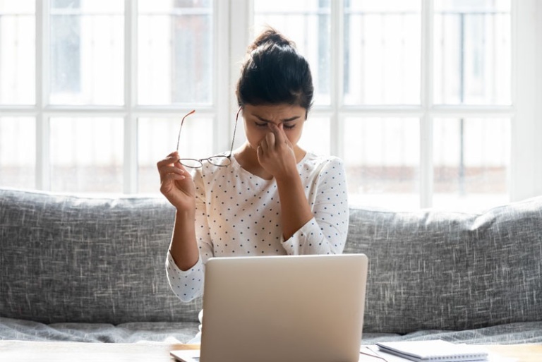 rủi ro khi ngồi nhiều sau nâng mũi