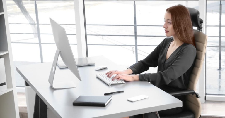 Nâng mũi xong ngồi nhiều có sao không