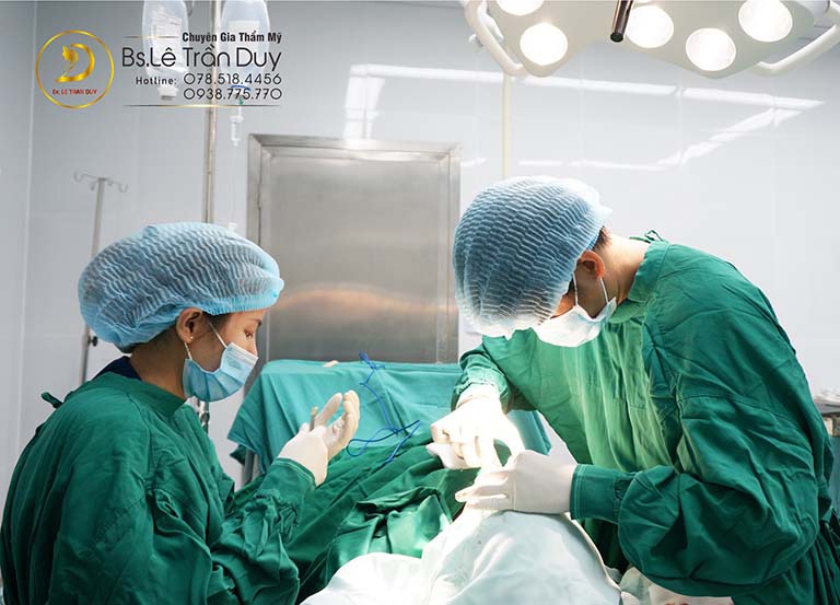 Dr Lê Trần Duy - Bác sĩ nâng mũi sụn tai uy tín, đẹp tự nhiên
