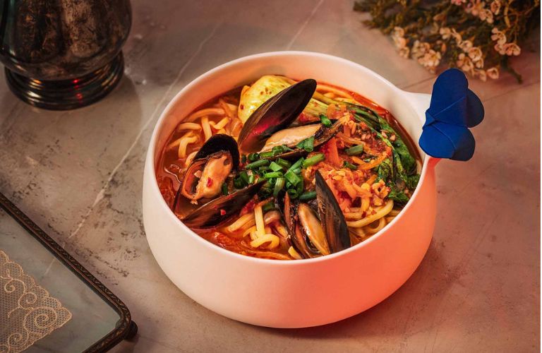 Kiêng đồ ăn cay, nóng, mặn sau khi tiêm Filler