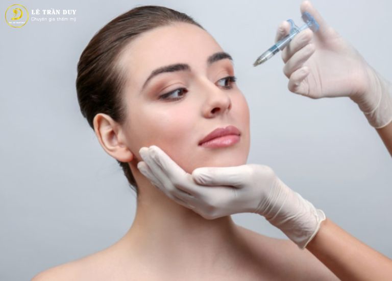 Tiêm Filler thái dương an toàn, khôn nguy hiểm khi được thực hiện bởi các cơ sở uy tín, Bác sĩ giỏi