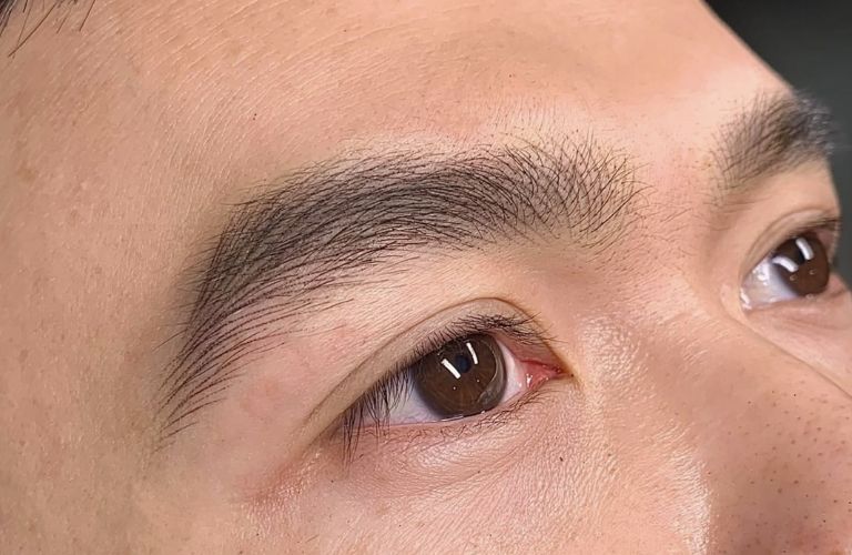 Điêu khắc chân mày cho nam giới