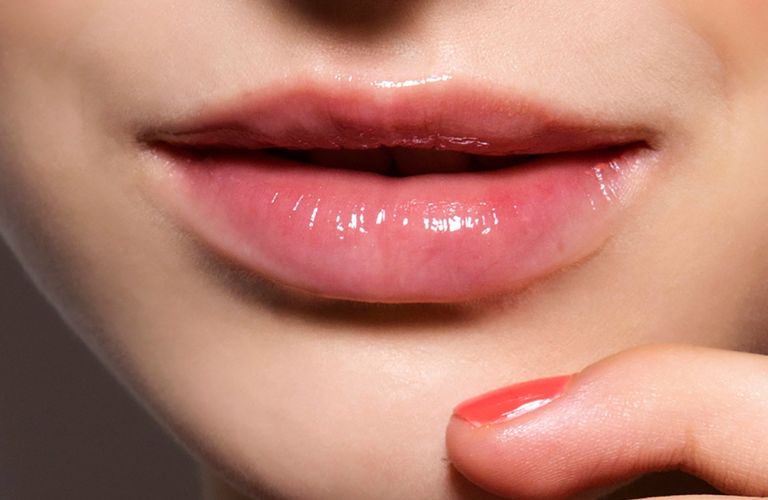 Cấy môi sinh học tại Thẩm mỹ viện Galaxy