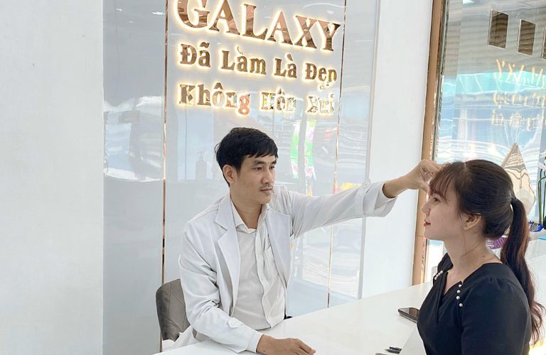 Chương trình thẩm mỹ miễn phí tại Thẩm mỹ viện Galaxy do bác sĩ Lê Trần Duy thực hiện