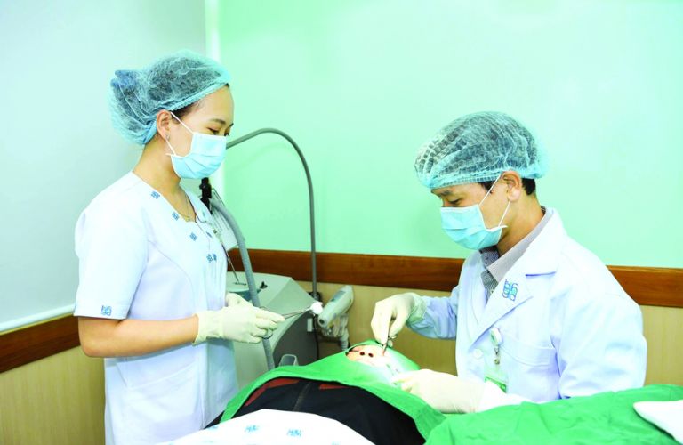 Khoa Tạo hình Thẩm mỹ - Bệnh viện Đại học Y Dược TPHCM