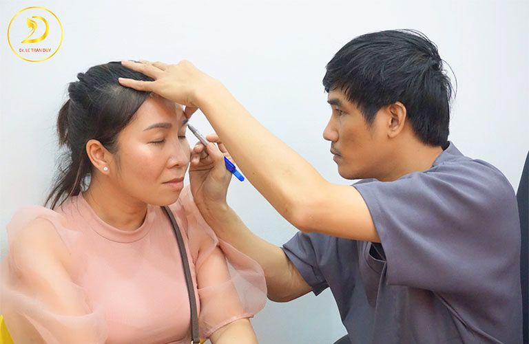 Bác sĩ Lê Trần Duy